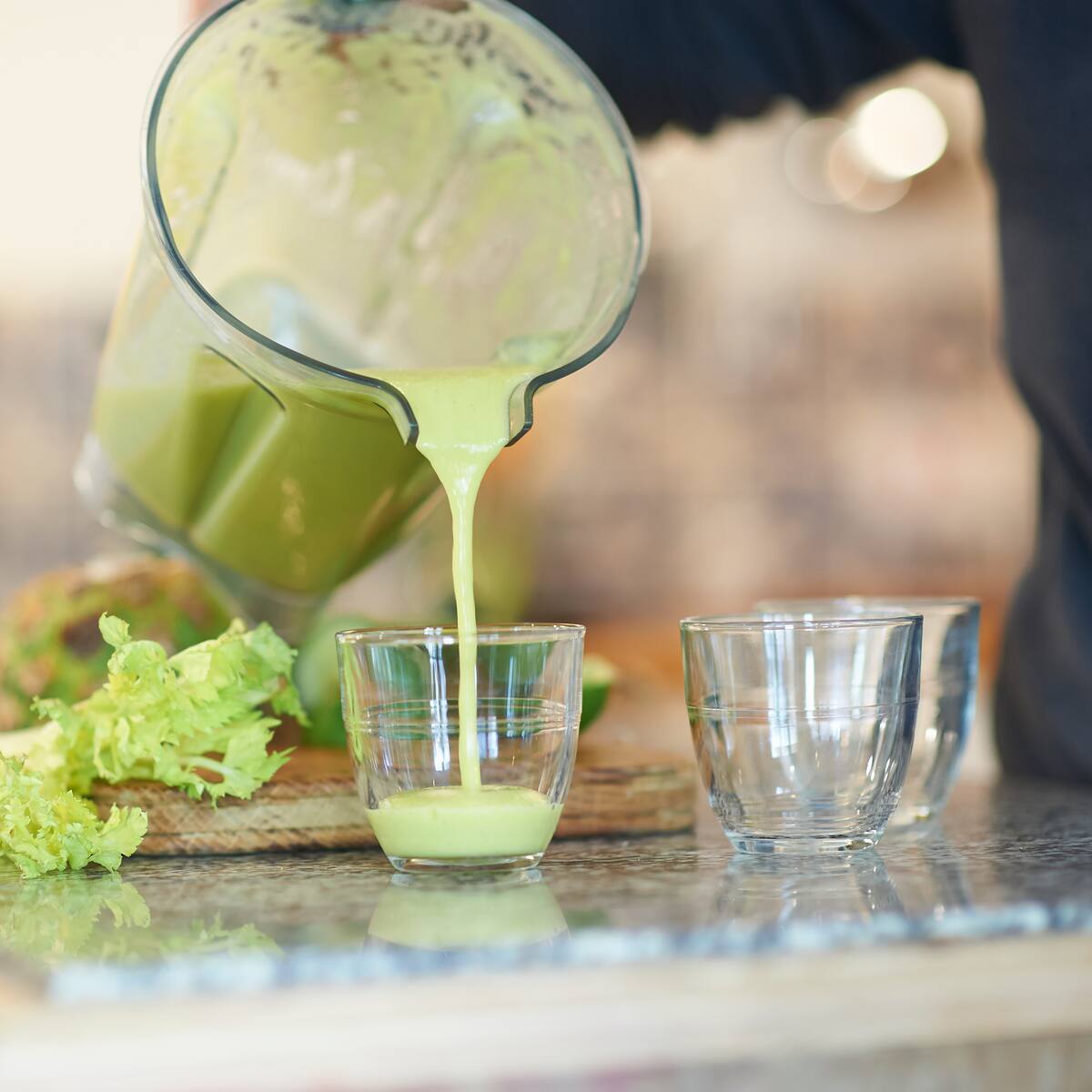 Órgano que se limpia al consumir agua de apio: ¿Cómo funciona? Así debería prepararla