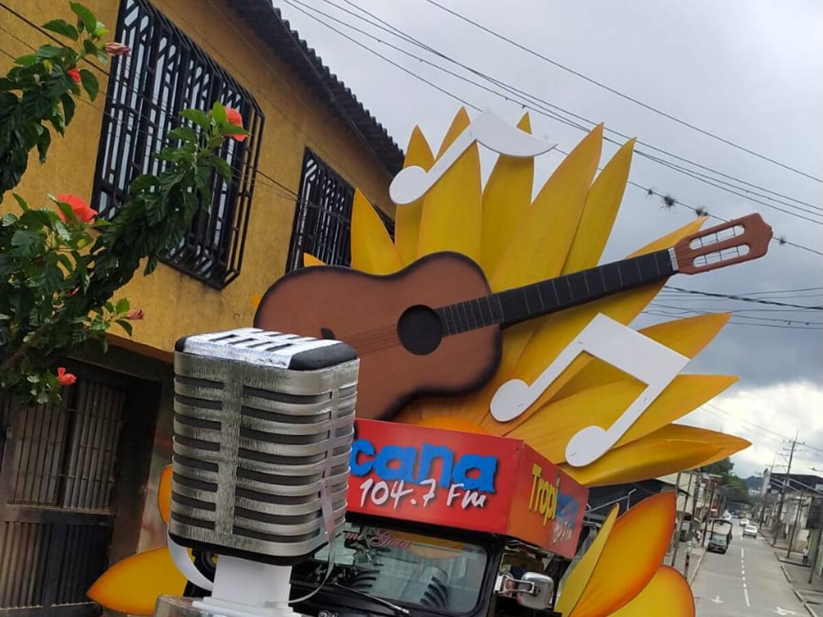 Desfile del Yipao y reinado nacional del Café en fiestas aniversarias de Calarcá, Quindío