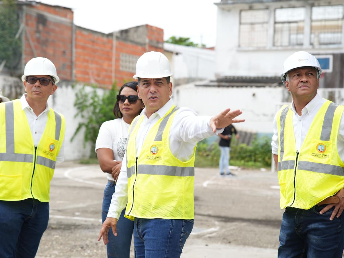 Alcalde supervisó obras en tres instituciones educativas de Cartagena: trabajos avanzan a buen ritmo