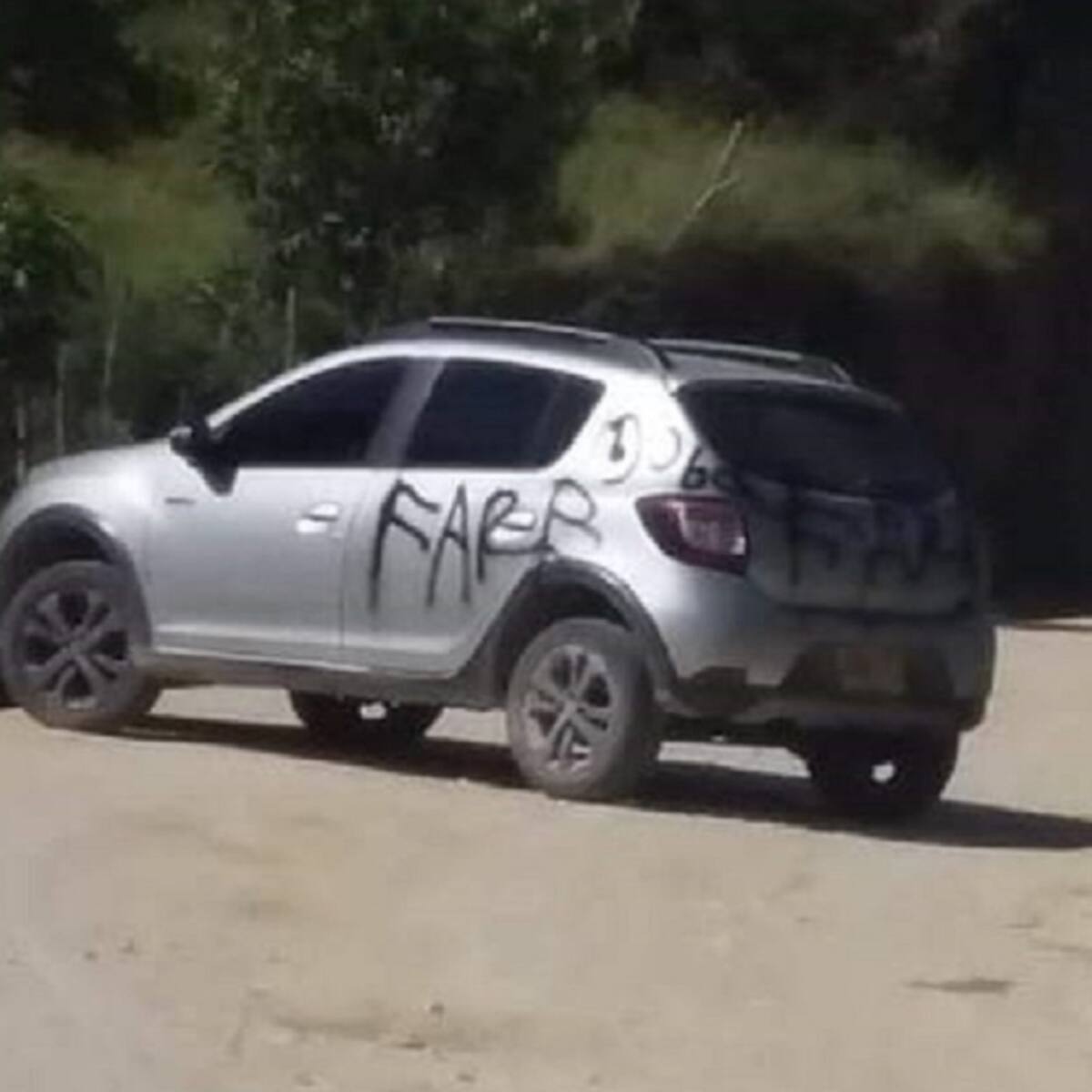 Población civil tuvo que retirar carros atravesados en el Catatumbo