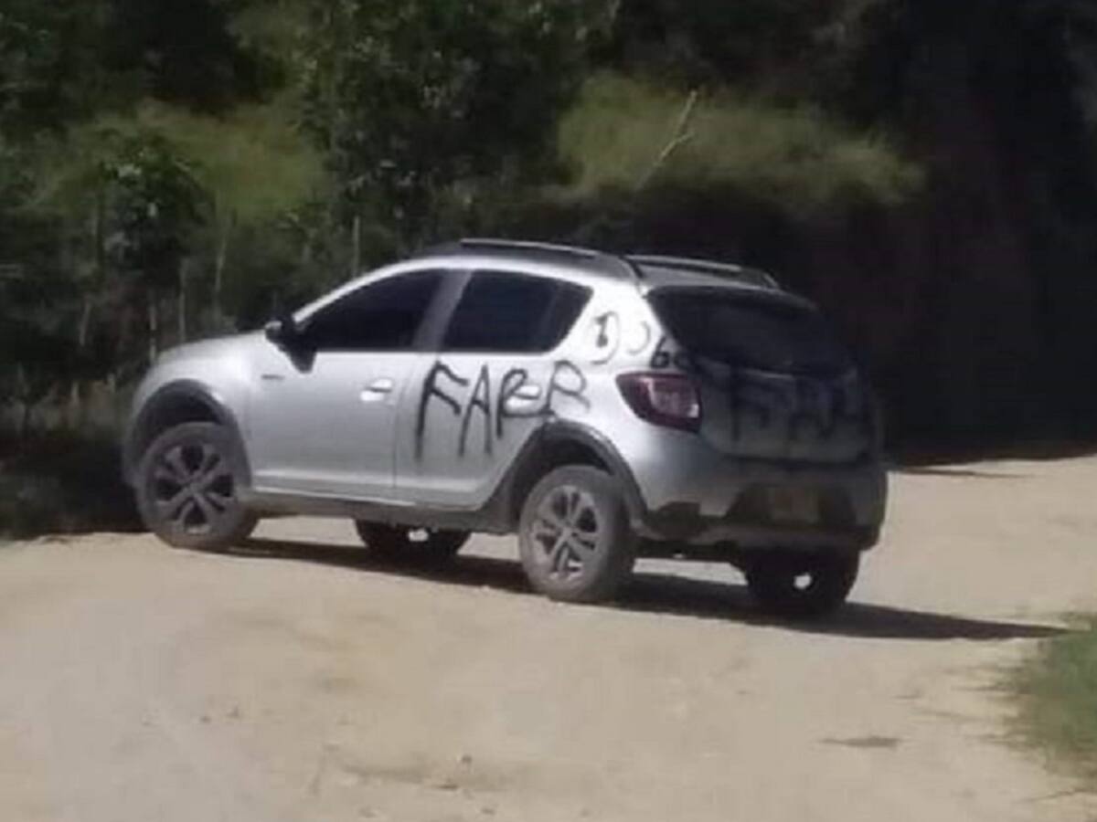 Población civil tuvo que retirar carros atravesados en el Catatumbo