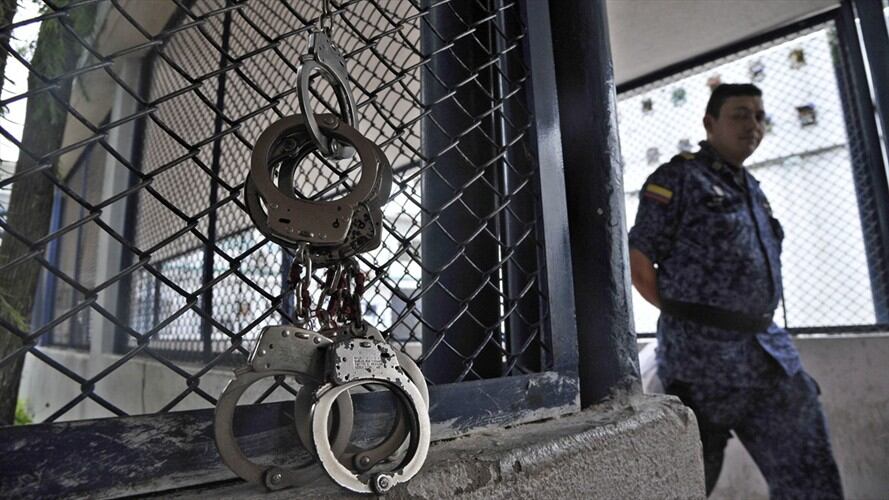 Un auxiliar del Inpec se quitó la vida en el Centro Penitenciario de Alta y Mediana Seguridad San Isidro de la ciudad de Popayán. Foto: Getty Images