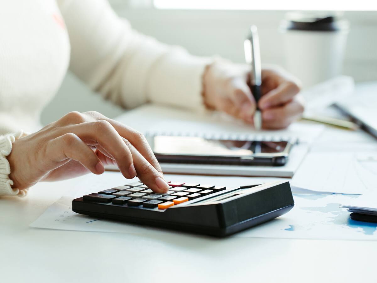 ¿Cómo se calcula una liquidación por despido sin justa causa en 2024?