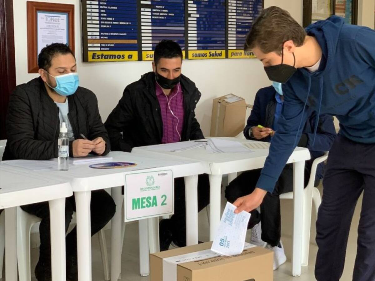 El 12. 16% de jóvenes habilitados votaron para consejos de juventud