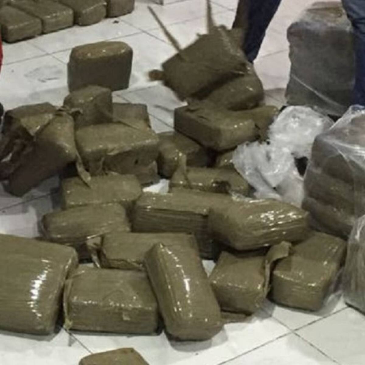 En Yumbo, Valle, hallan cinco toneladas de marihuana