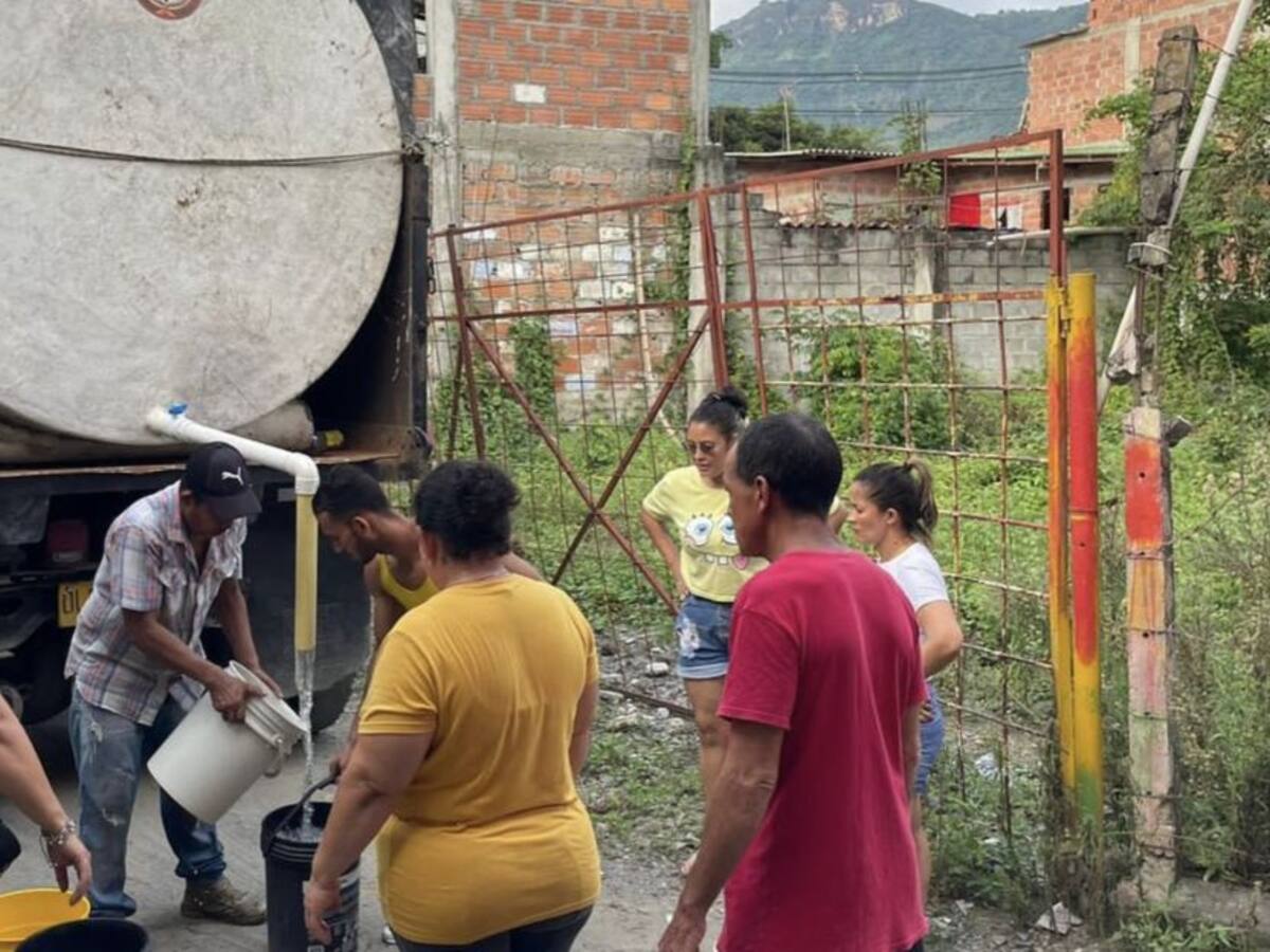 En La Pintada continúan sin restablecer el servicio de agua
