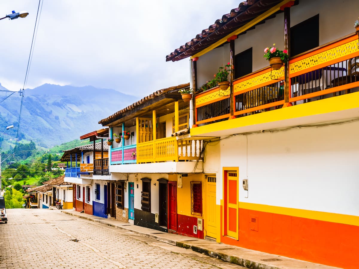 Ni Jericó ni Támesis: Este es el pueblo colonial más bonito de Antioquia, según la IA