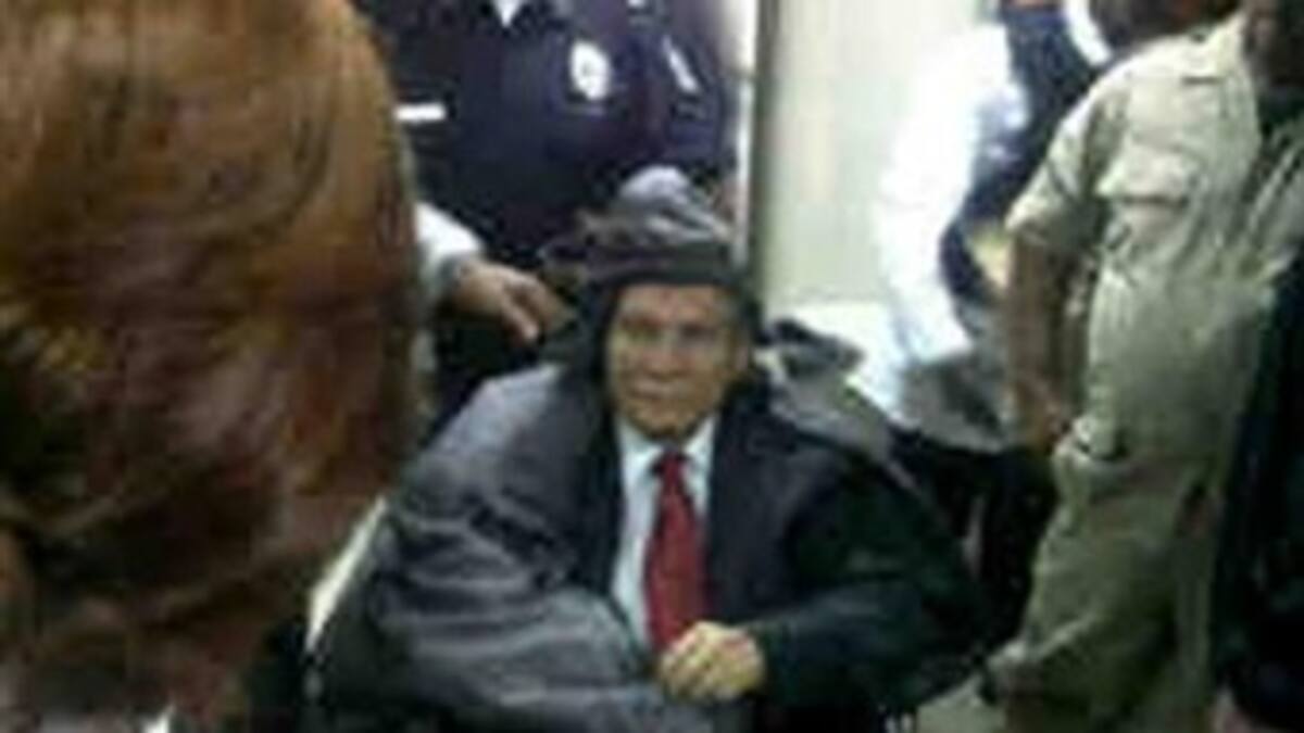 Polémica en Panamá por beneficios carcelarios a Noriega