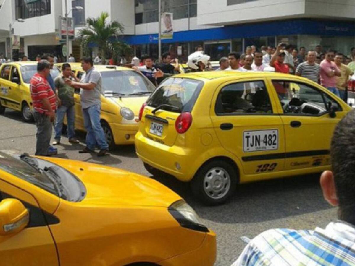Taxistas presentarán reclamaciones por tarifas del servicio público