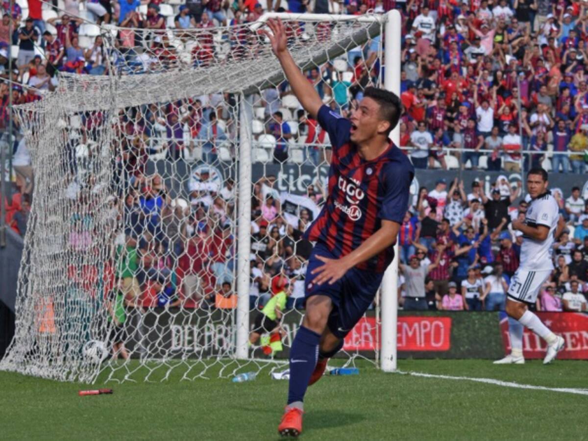 Niño de 14 años hizo historia tras anotar gol en el clásico paraguayo