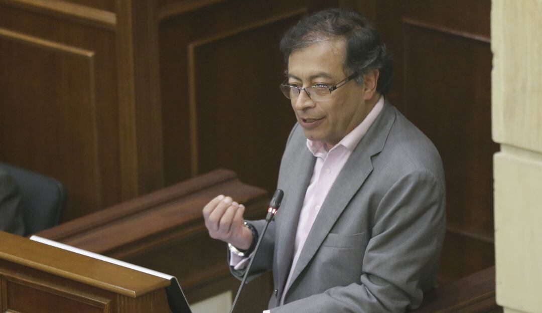 Gustavo Petro, senador de la República