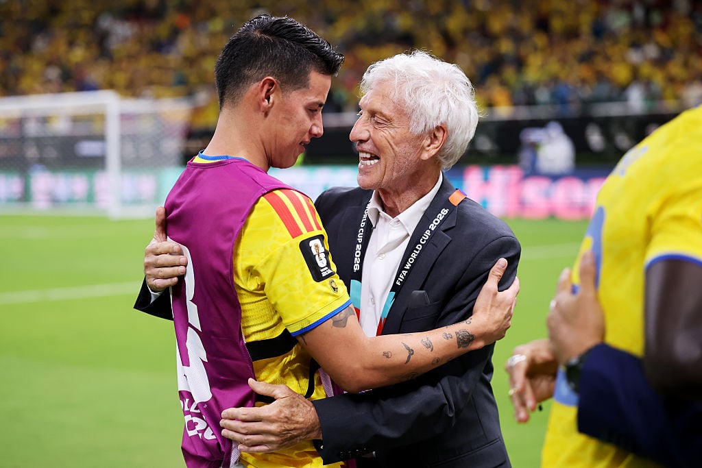 James Rodríguez y José Pékerman se encontraron tras el partido entre Colombia y Congo en el Mundial / Getty Images