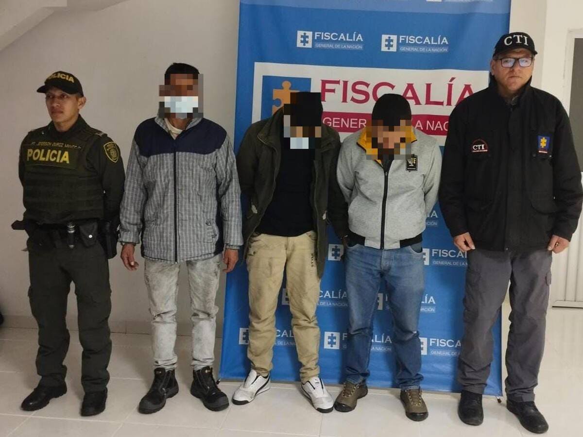 Capturados tres sujetos que pretendían robar un apartamento fingiendo un supuesto trasteo.
