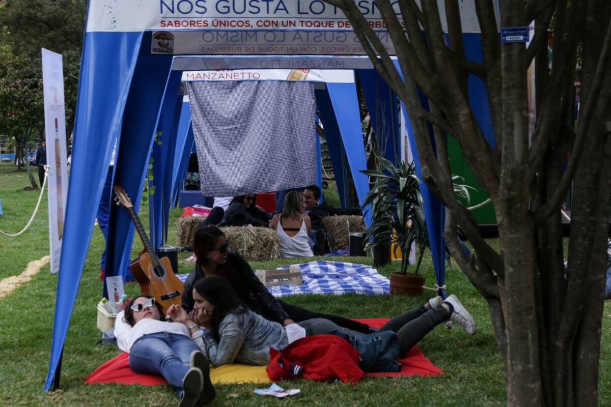 Desde hace 14 años se realiza el evento que reúne la comida de diferentes países por una buena causa.
