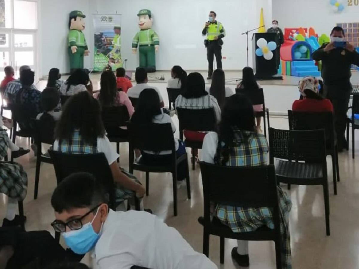 Policía activó plan para acompañar regreso a clases presenciales en Bolívar