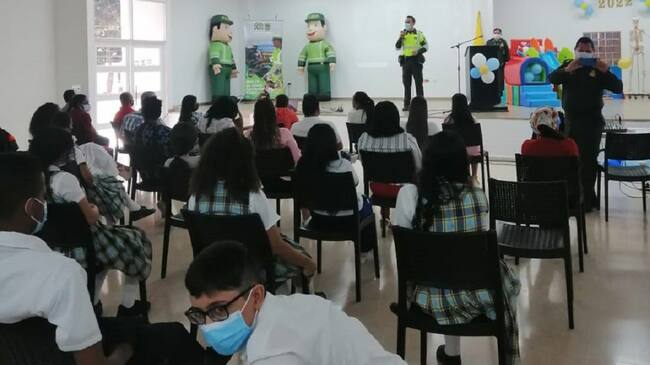 La institución busca crear entornos seguros en temas como el matoneo, la prevención del consumo de drogas y el autocuidado