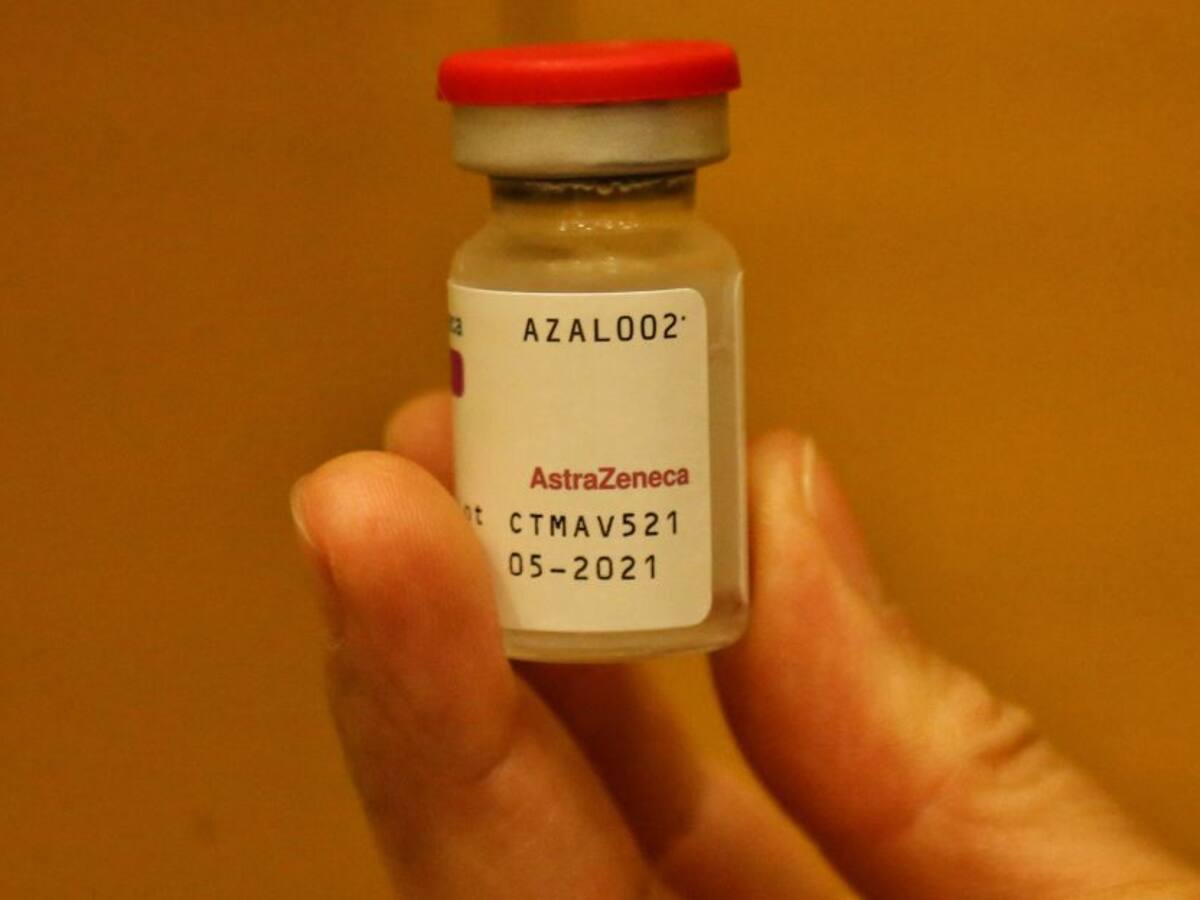 Llegan a Colombia otras 912 mil dosis de Astrazeneca