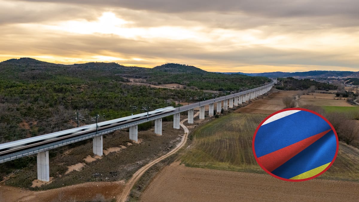 Zelenski condenó “acto de terrorismo” ruso contra un tren que ha dejado cuatro pasajeros muertos