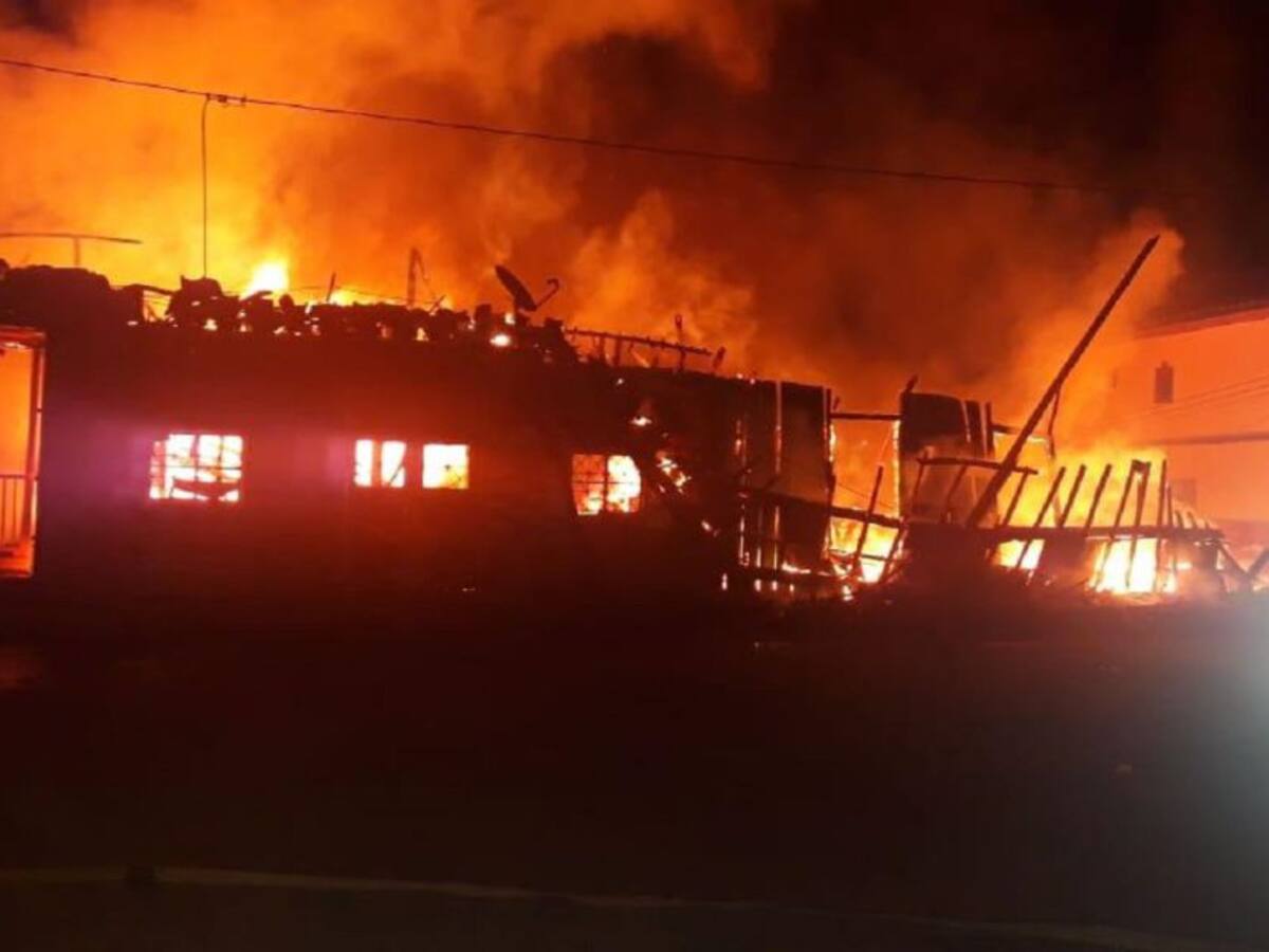 Incendio en el corregimiento de San Félix al norte de Caldas