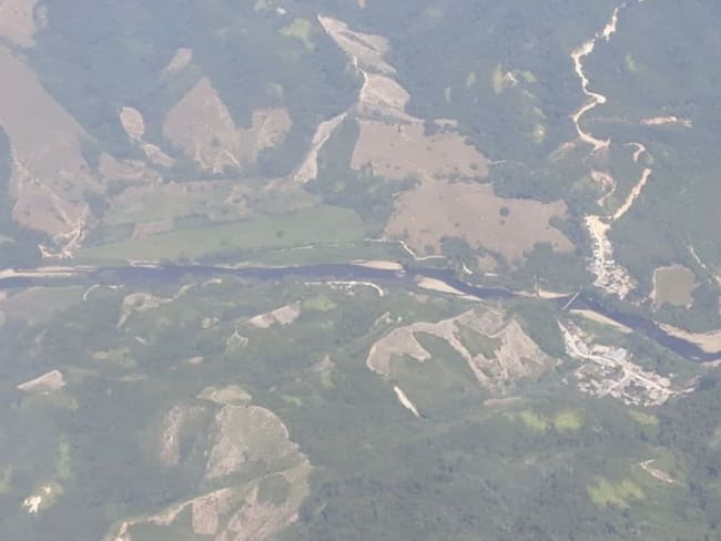 Emergencia ambiental tras atentado contra oleoducto Caño Limón Coveñas