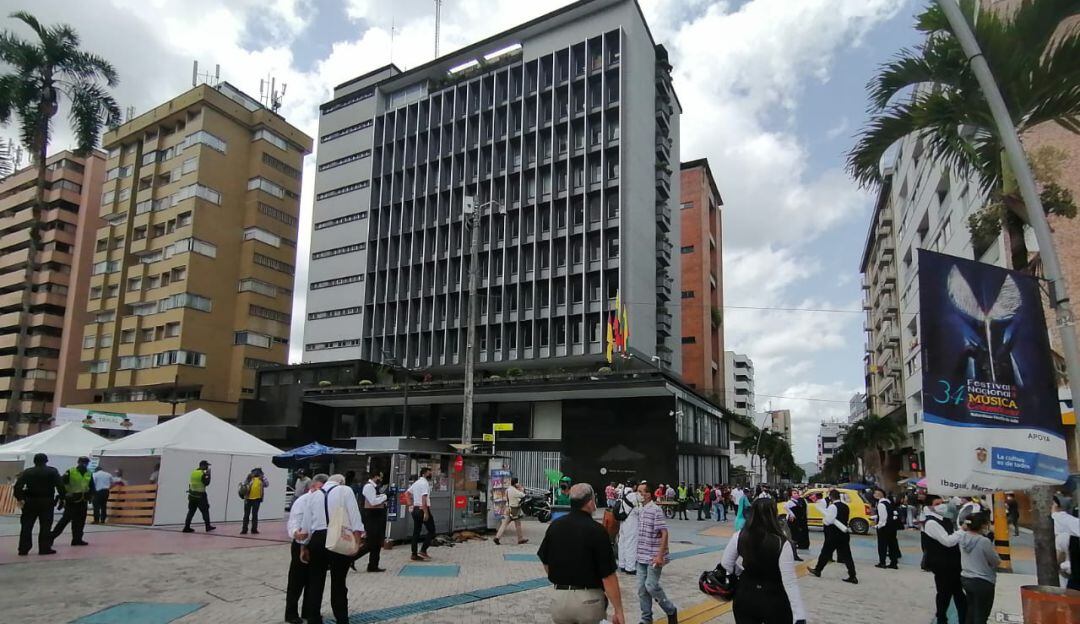Fachada banco de la República en Ibagué