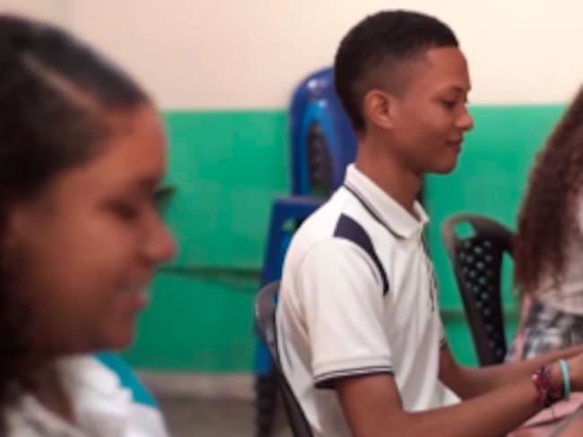 Claro Colombia realiza la cobertura y conectividad de colegios de Soacha