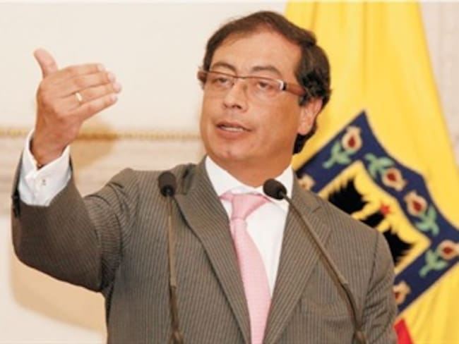 Bogotanos revocarían mandato de Gustavo Petro según encuesta