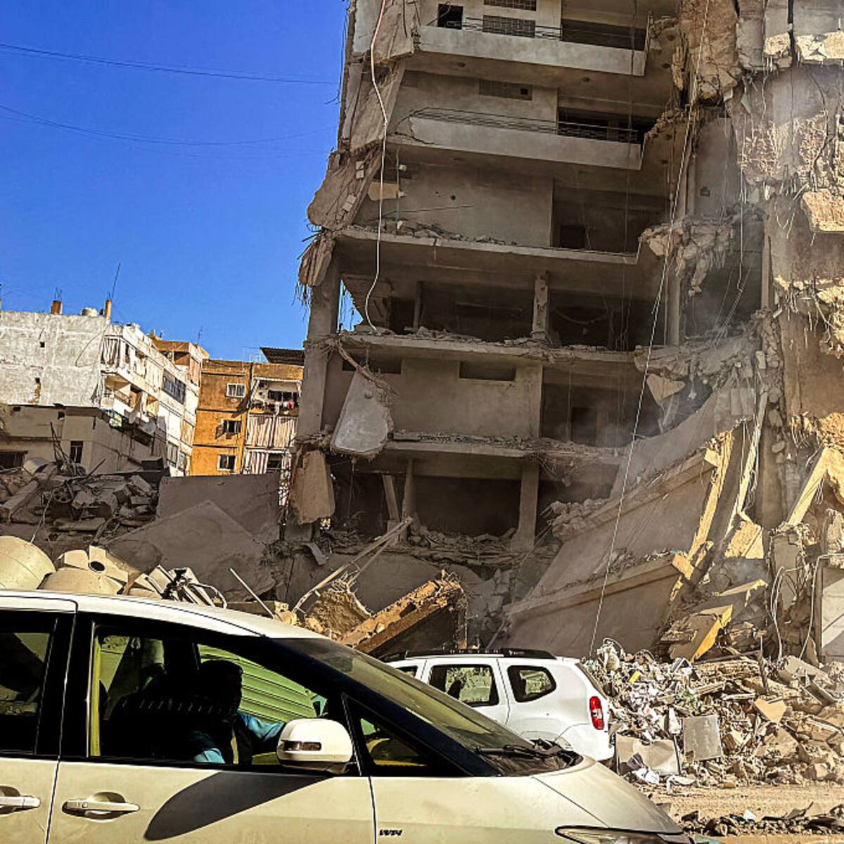 Al menos 19 muertos en un ataque de Israel contra un edificio al sur de Líbano, según una agencia