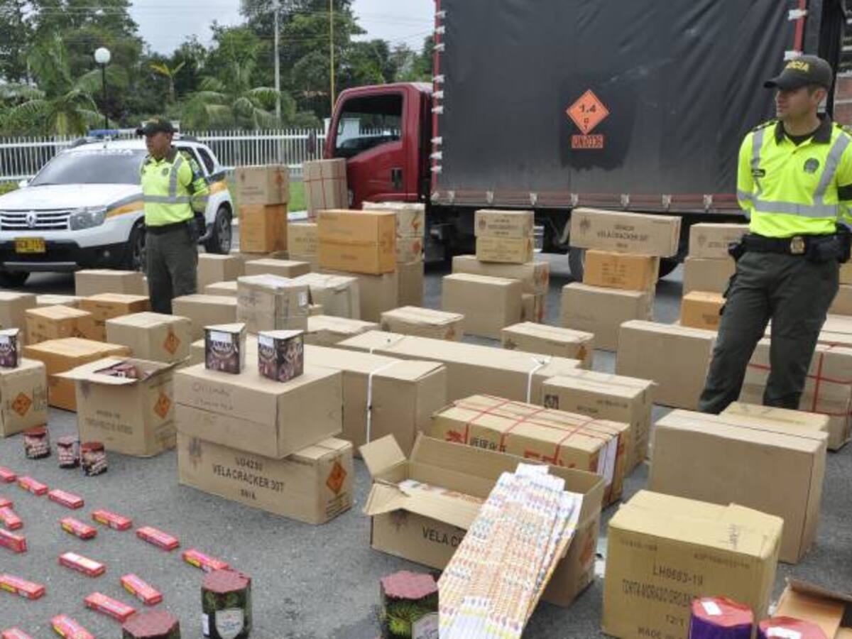 La policía incautó una tonelada y media de pólvora en vías del Quindío