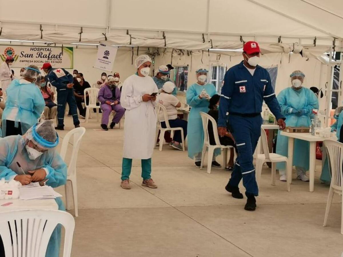 Se vacunaron más de 100.000 personas en Colombia superando el récord diario