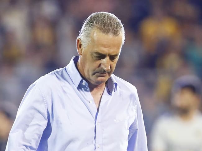 Fabra, Campuzano y Villa sin DT, Alfaro renunció a Boca Juniors