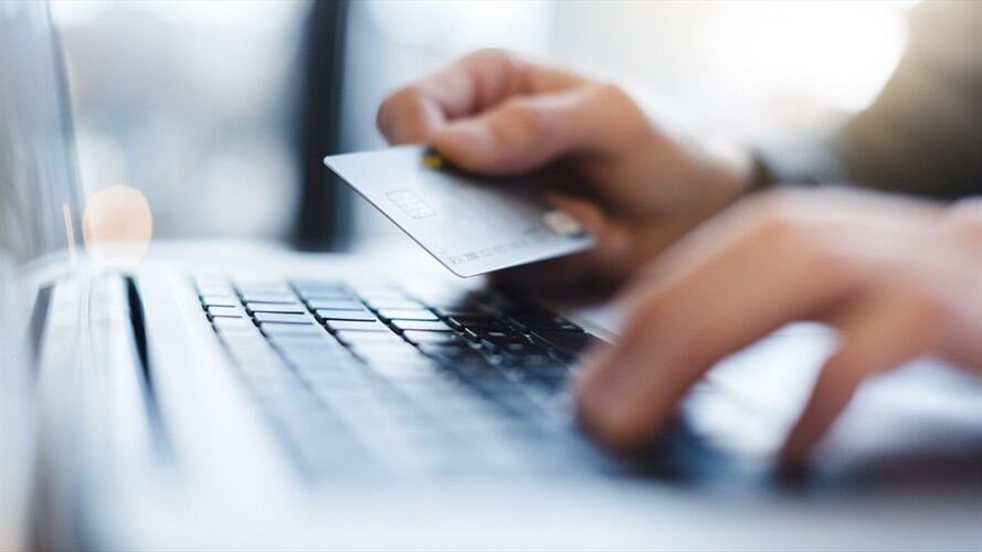 Referencia transacción electrónica. Foto: Getty Images