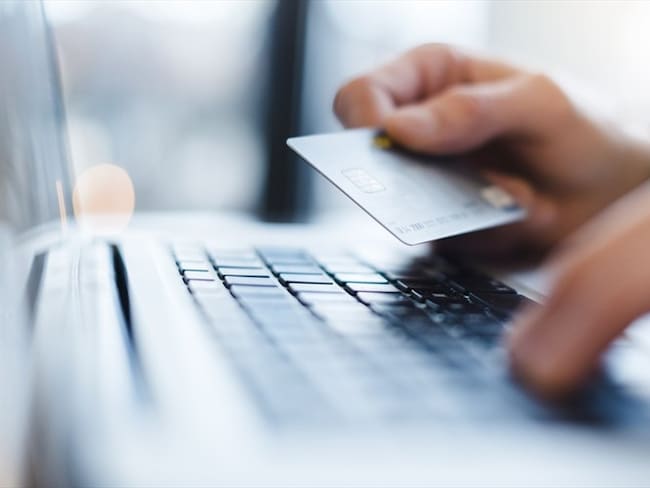 Referencia transacción electrónica. Foto: Getty Images