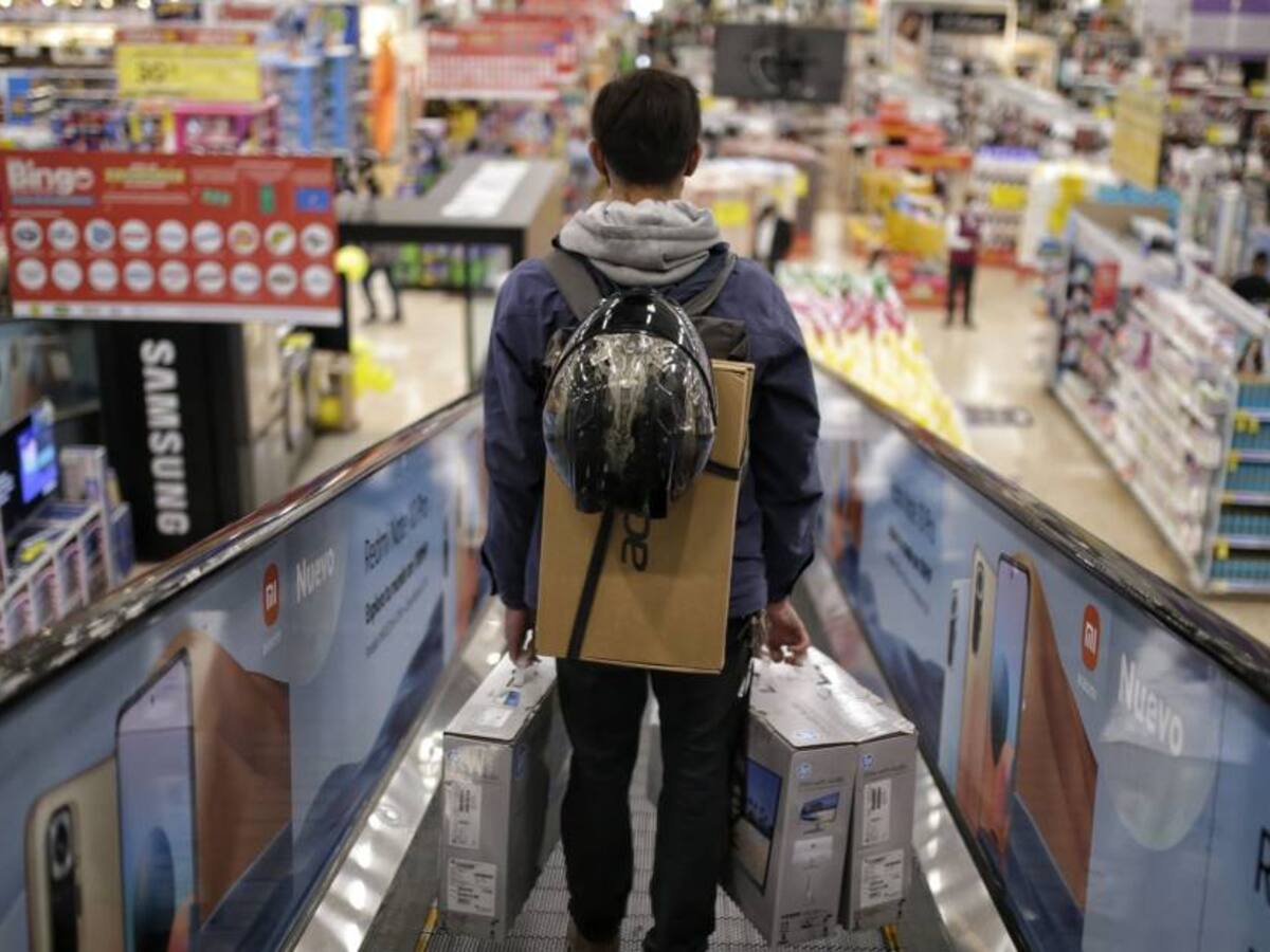 10,6 billones de pesos en ventas alcanzó la segunda jornada de día sin IVA