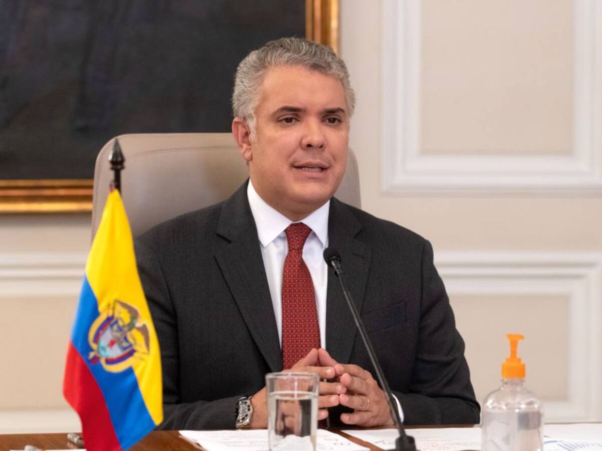 Si Marta Lucía Ramírez renuncia, buscaré una mujer vicepresidenta: Duque