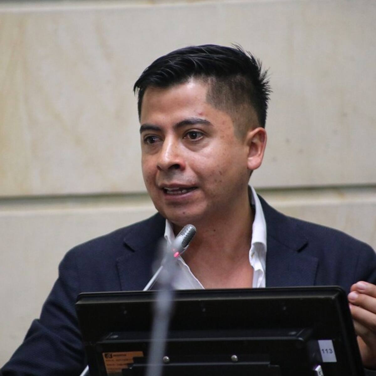 “Hay que perseguir al traficante, no al que consume”: senador Ariel Ávila