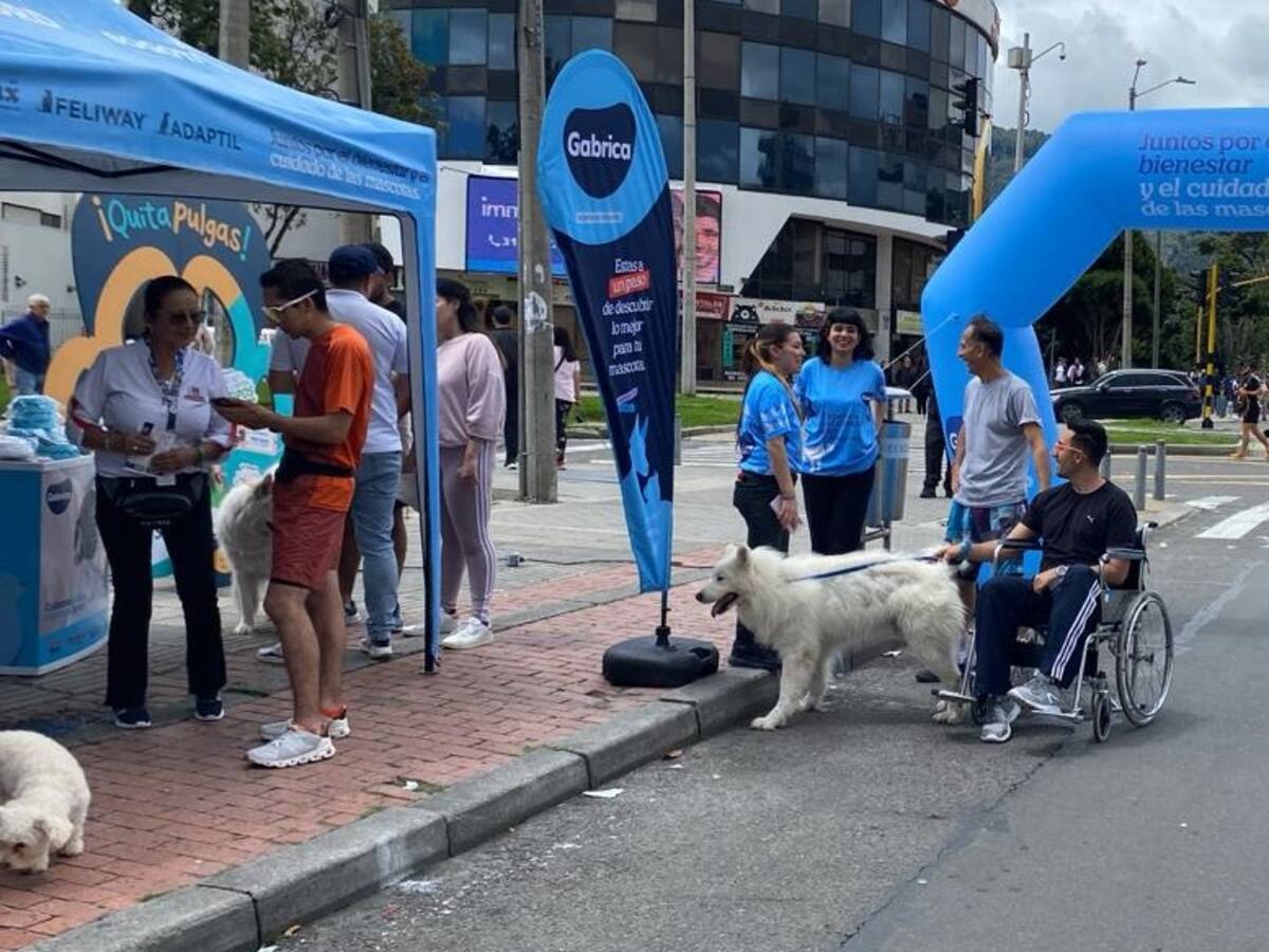 Habilitan espacios para el bienestar animal durante las jornadas de ciclovía en Bogotá