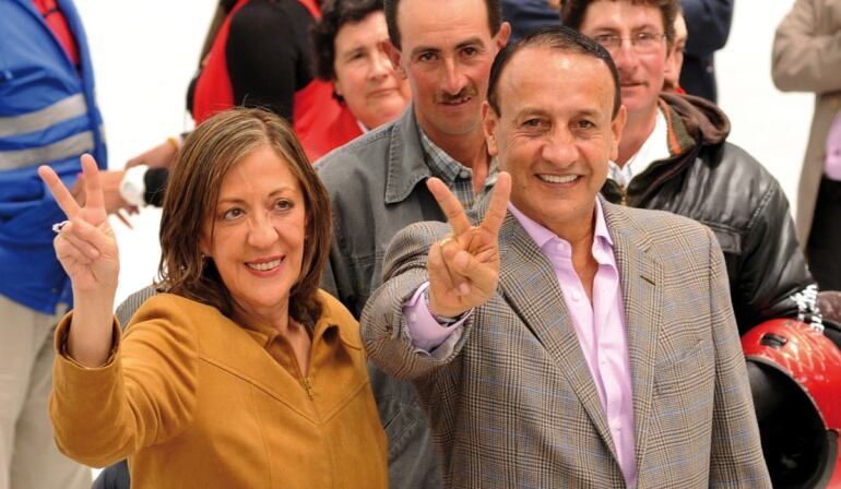 Luz Zoraida Rozo, esposa de Álvaro Cruz, será imputada por la Fiscalía.