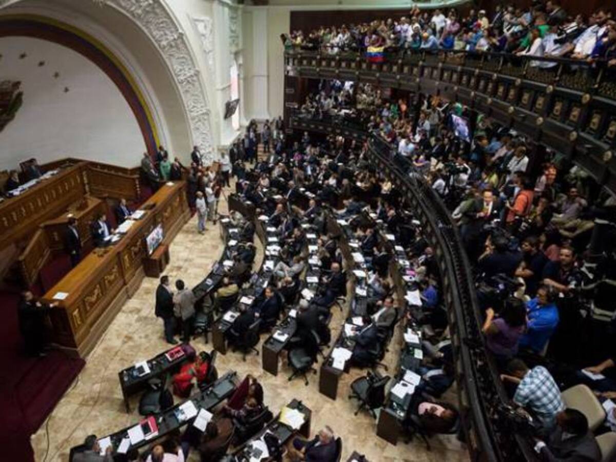 Declaran nulas actuaciones del nuevo Parlamento en Venezuela