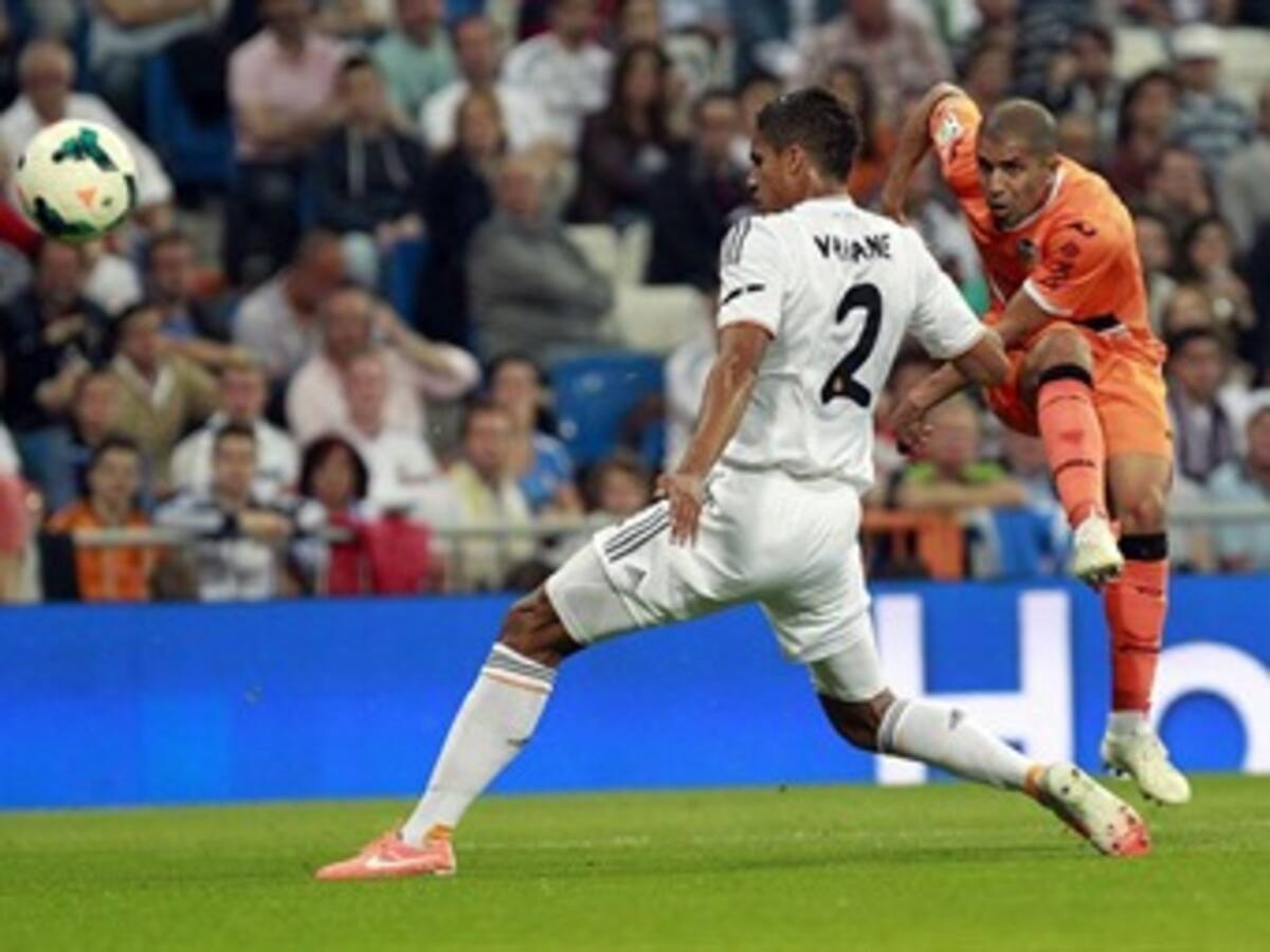 Real Madrid empató como local y desaprovechó la derrota del Atlético