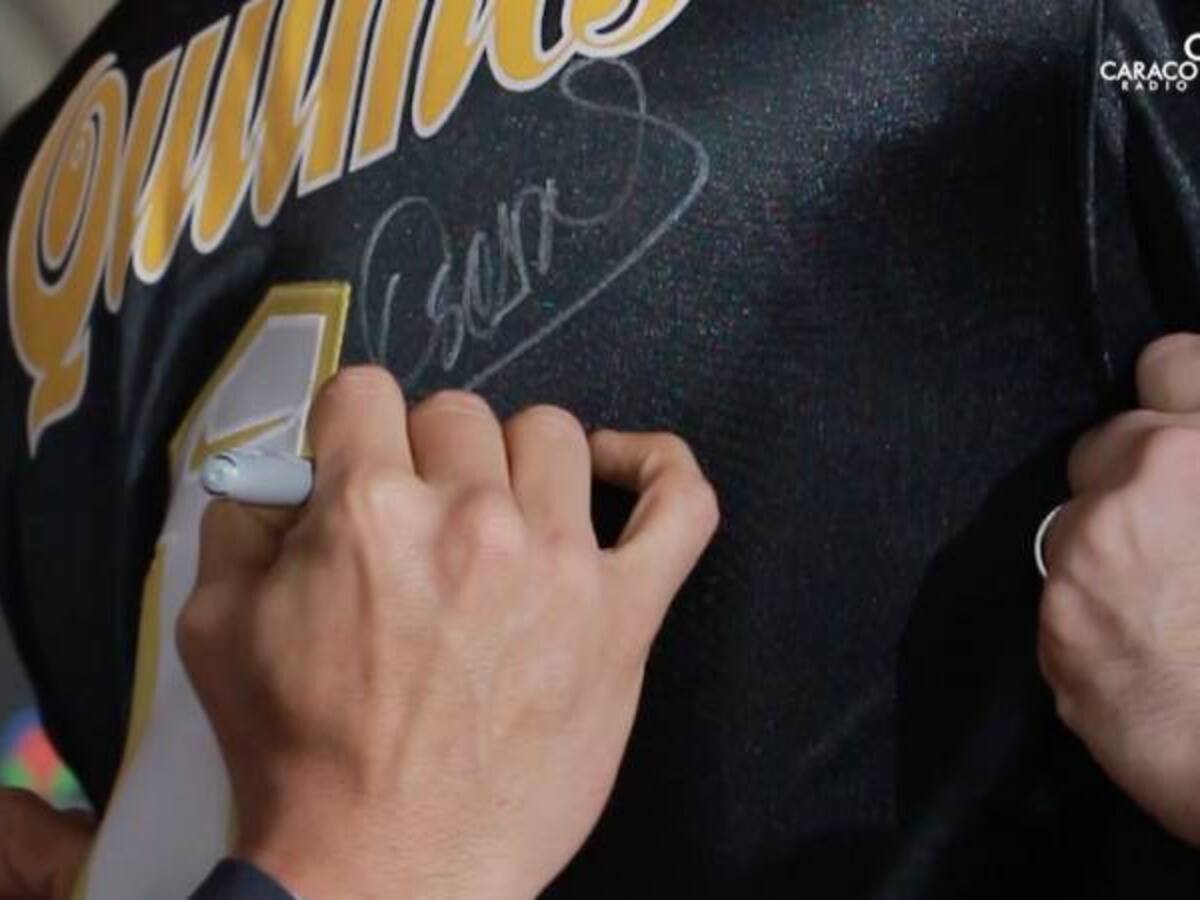 Mire, toque y admire las camisetas de sus ídolos del fútbol