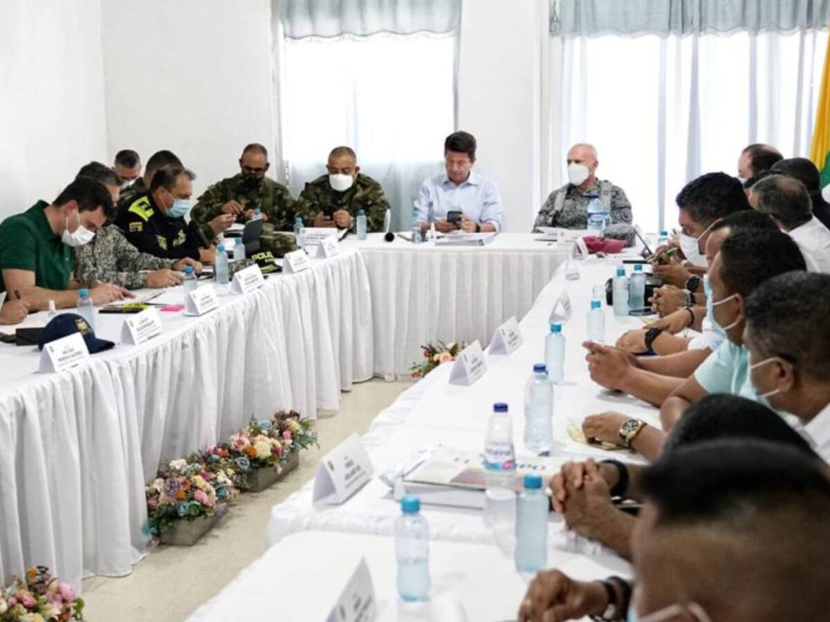 Recompensa de $100 millones por los más buscados en el sur de Bolívar