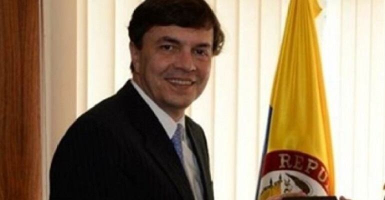 Roberto Velez candidato a gerente de Fedecafé. 