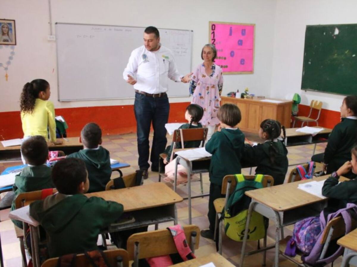 Marinilla propone ser piloto para retomar clases en escuelas rurales