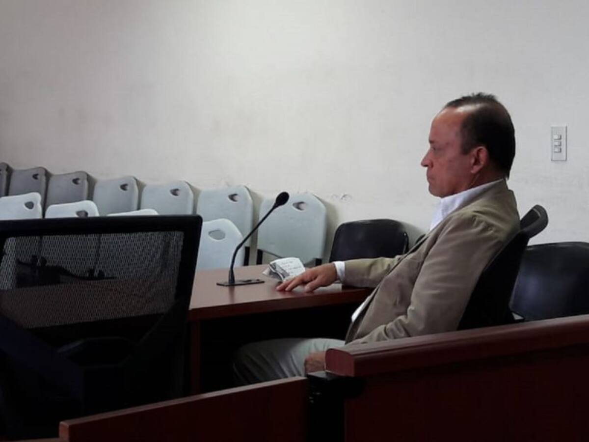 Reanudan juicio en contra de Santiago Uribe Vélez