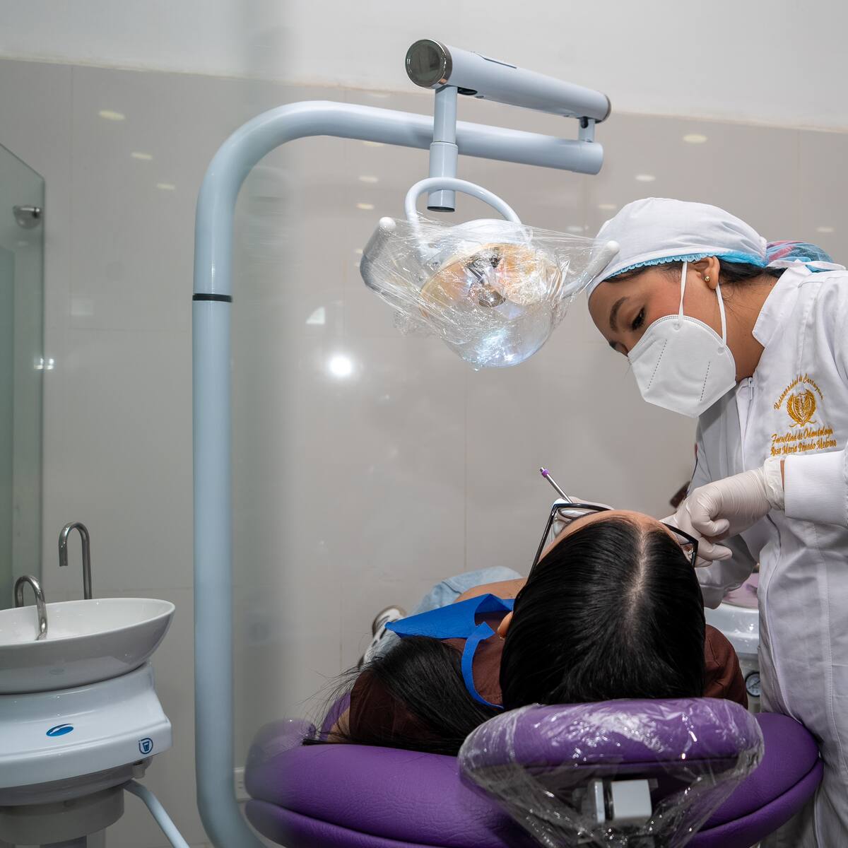 Unicartagena abrió servicio de ortodoncia invisible en su clínica odontológica