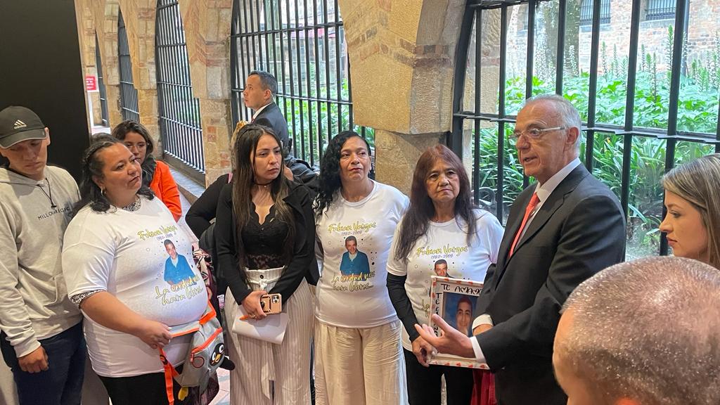 MinDefensa en reconocimiento de falso positivo | Foto: MinDefensa