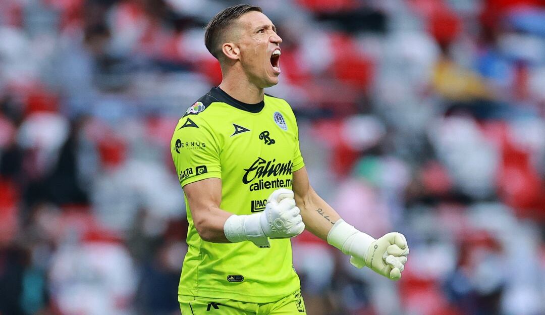 Nicolás Vikonis, portero campeón con Millonarios y hoy en Mazatlán.