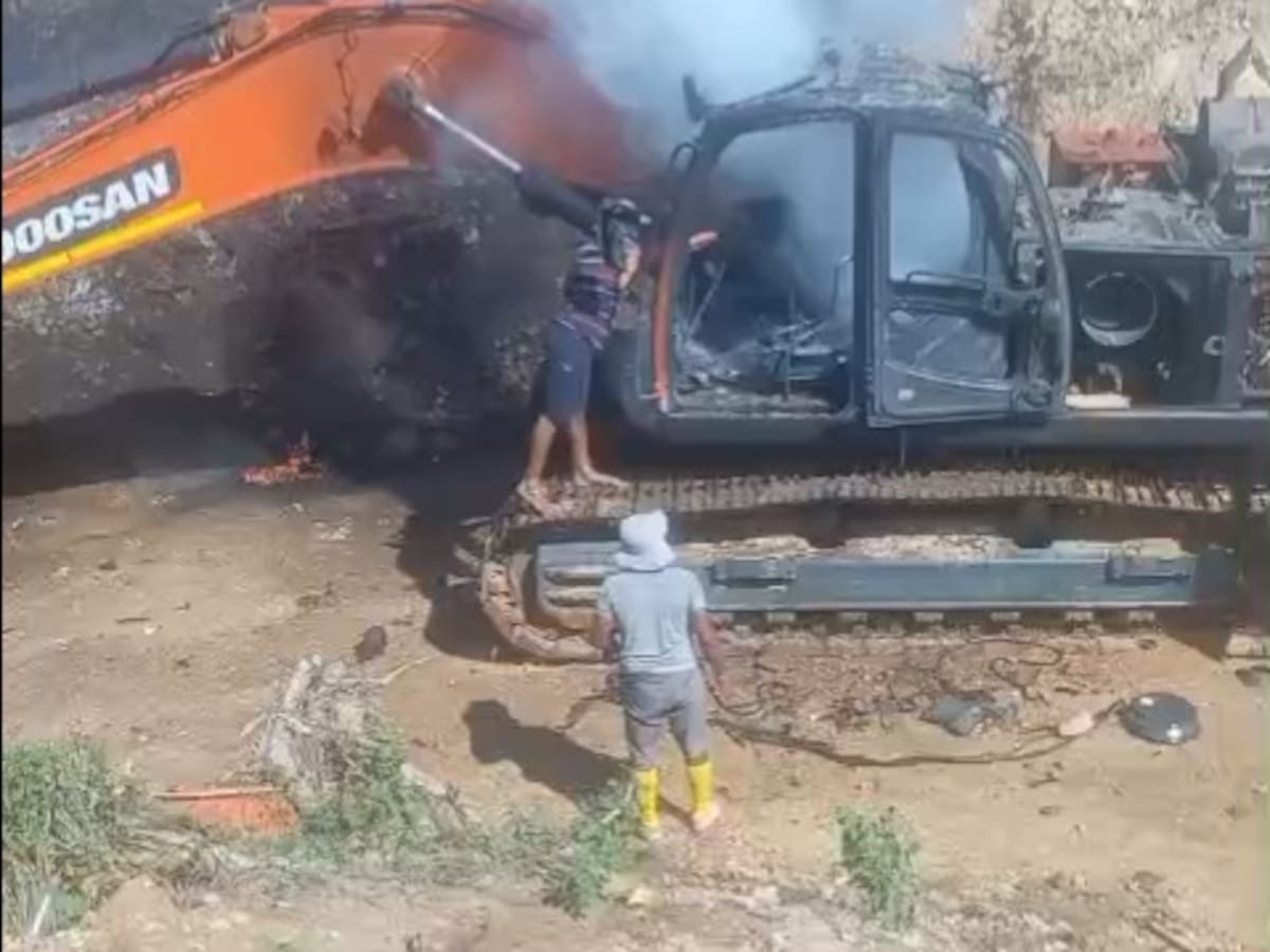 Mineros del sur del Atlántico levantan bloqueo de vía pero se mantienen en paro