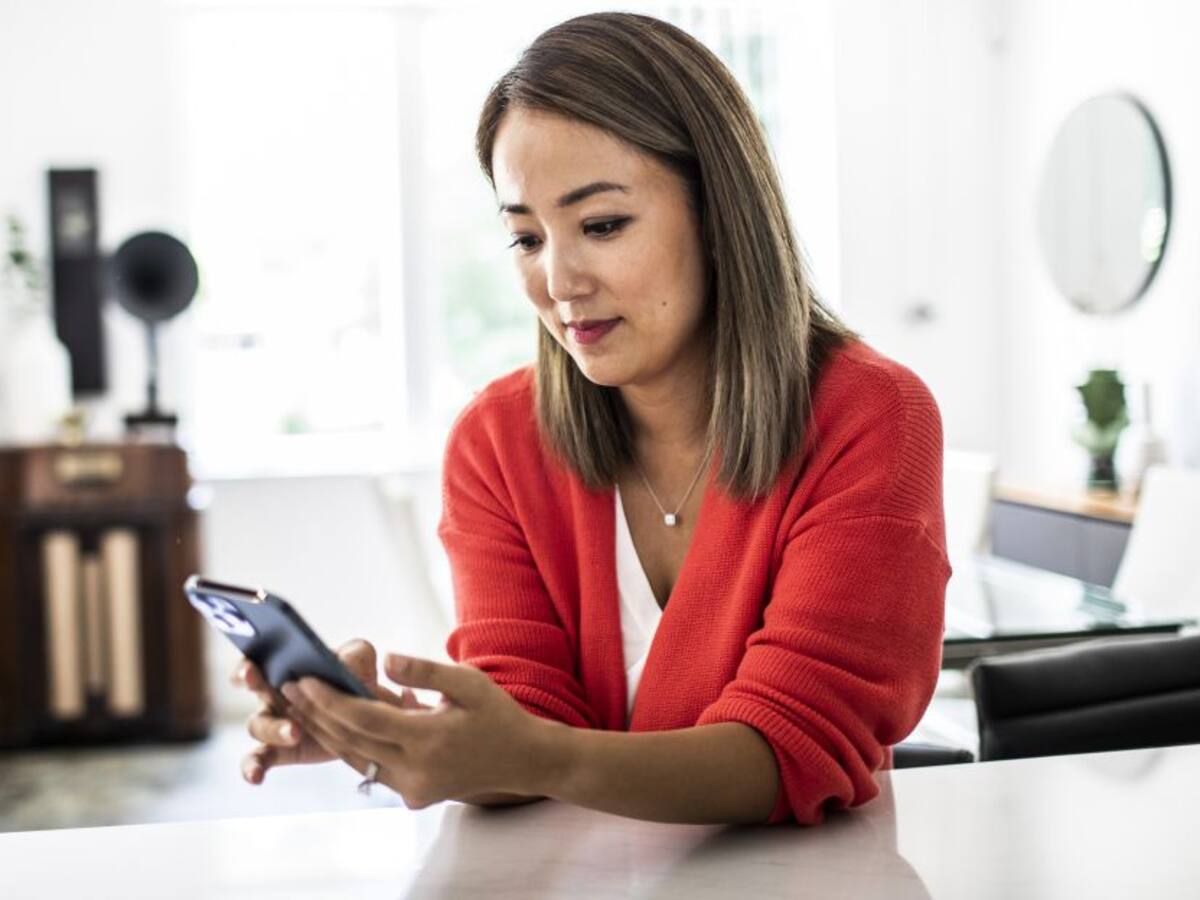 ¿Cómo activar el modo "Operación con una mano" de los celulares?